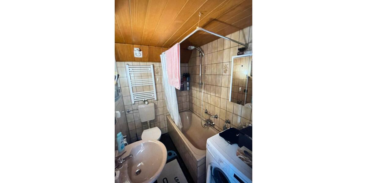 Mehrfamilienhaus, Wohnhaus Radevormwald - 6 Zimmer, 155 m&sup2;, 195.000&euro; | Angebot:26504735