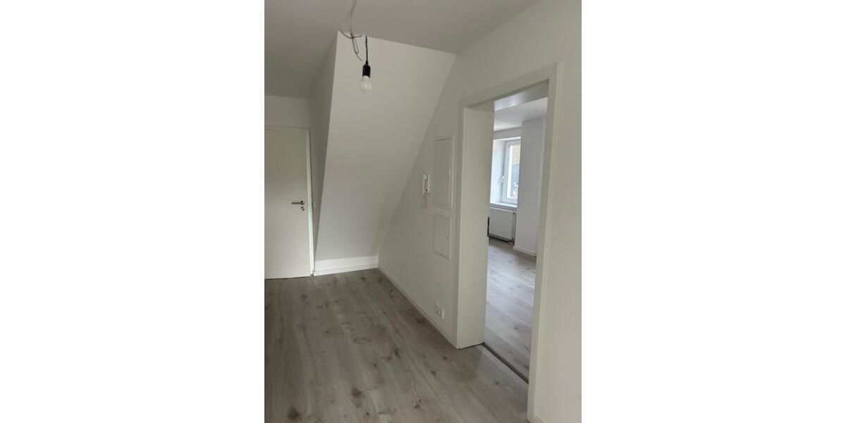 Etagenwohnung Plettenberg - 3 Zimmer, 90 m&sup2;, 660&euro; | Angebot:25547496