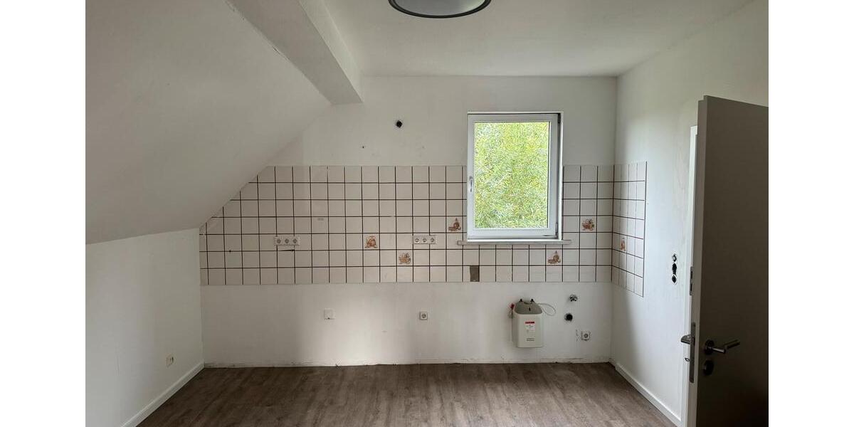 Dachgeschoßwohnung Reichshof - 2.5 Zimmer, 65 m&sup2;, 755&euro; | Angebot:23836678