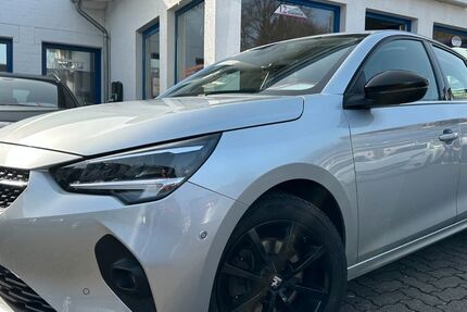 Opel Corsa 136.000 km 9.949 &euro; Gummersbach (Zwischen Toom Markt und ATU) 51645