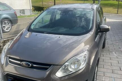 Ford Grand C-Max 148.000 km 7.500 &euro; Wipperfürth 51688