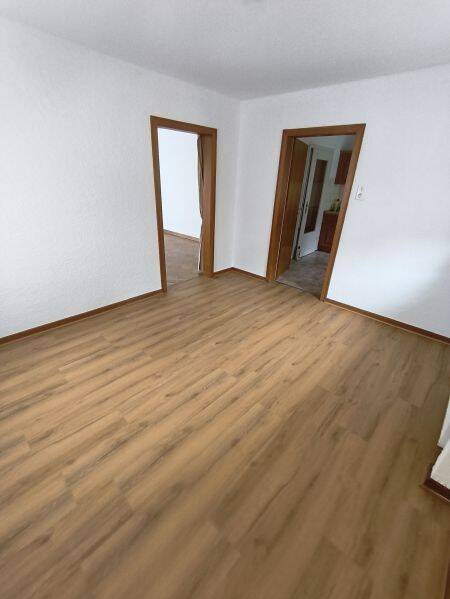 Etagenwohnung Lüdenscheid Othlinghausen - 3 Zimmer, 70 m&sup2;, 490&euro; | Angebot:26893567
