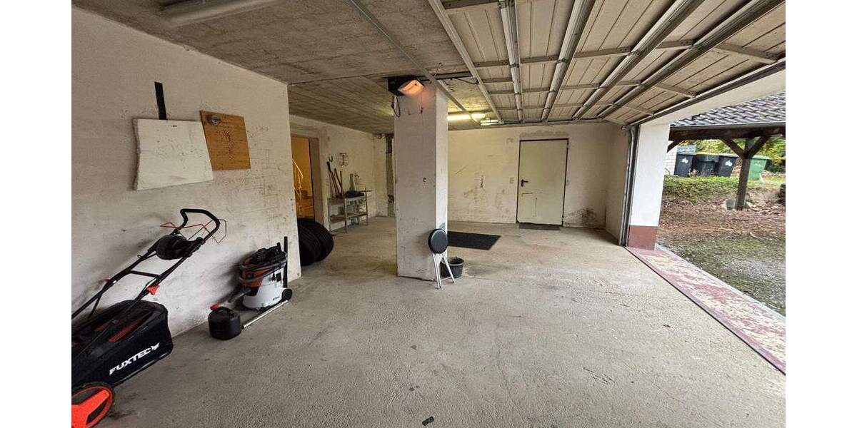 Doppelhaushälfte Reichshof Berghausen - 4 Zimmer, 145 m&sup2;, 279.000&euro; | Angebot:25796670