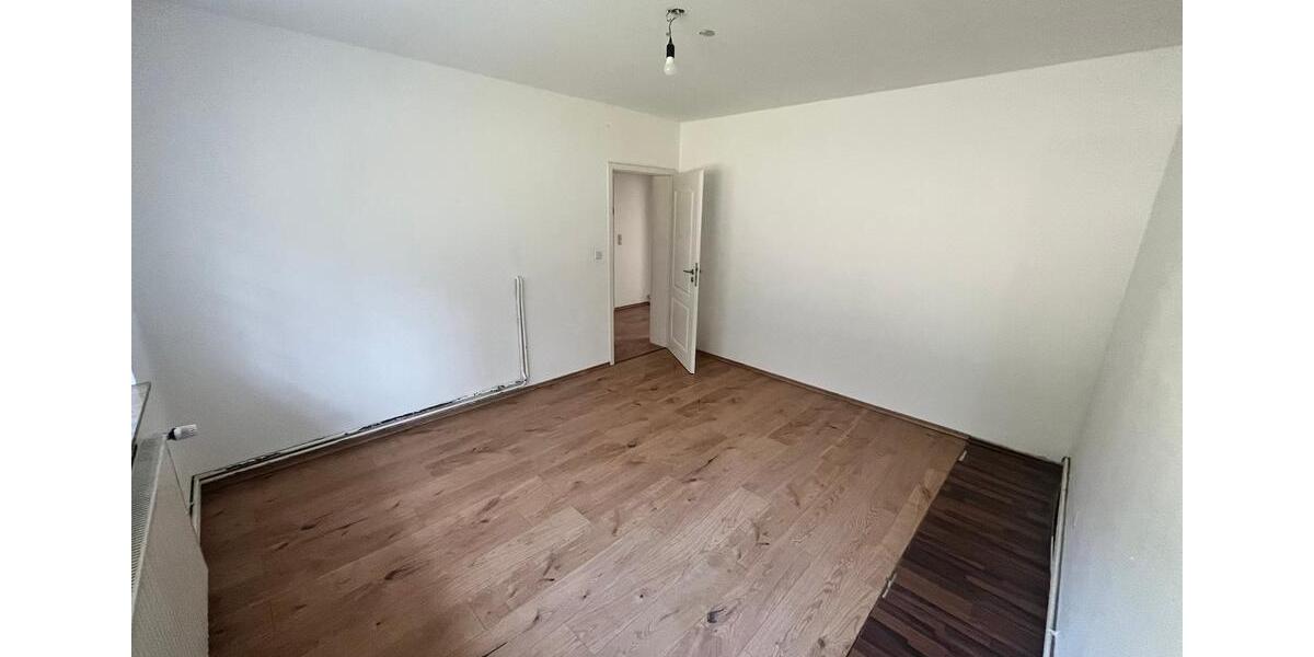 Etagenwohnung Gummersbach - 2 Zimmer, 56 m&sup2;, 520&euro; | Angebot:25433360