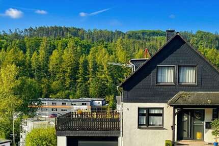 Haus Engelskirchen - 5 Zimmer, 130 m&sup2;, 392.000&euro; | Angebot:25459071