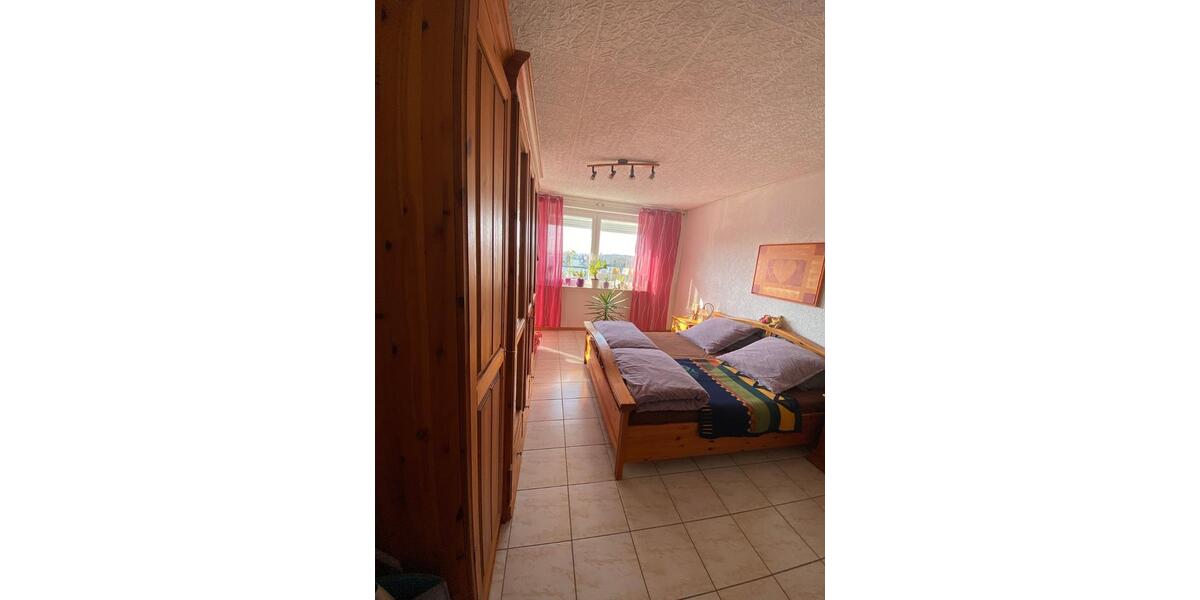 Etagenwohnung Bergneustadt - 3 Zimmer, 81 m&sup2;, 179.000&euro; | Angebot:26765892