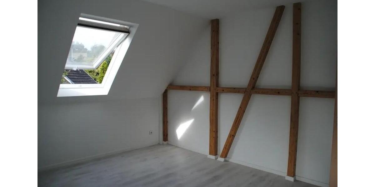 Mehrfamilienhaus, Wohnhaus Gummersbach - 7 Zimmer, 200 m&sup2;, 485.000&euro; | Angebot:25087975