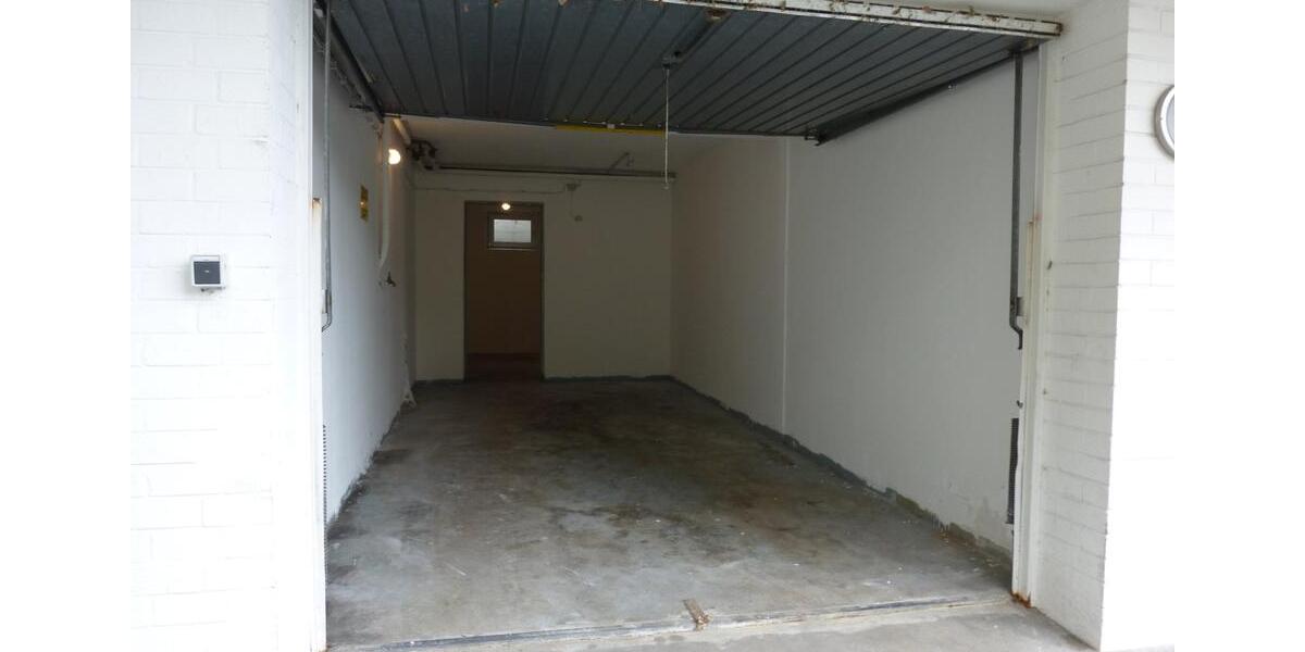 Mehrfamilienhaus, Wohnhaus Reichshof - 8 Zimmer, 206 m&sup2;, 495.000&euro; | Angebot:25436764