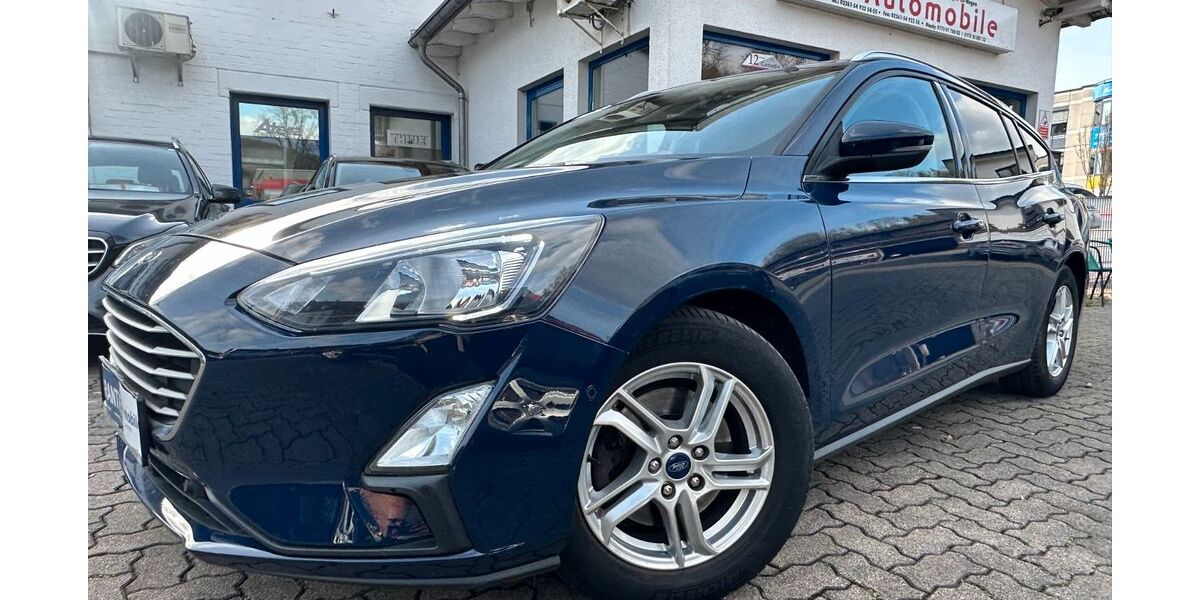 Ford Focus 142.000 km 11.749 &euro; Gummersbach (Zwischen Toom Markt und ATU) 51645