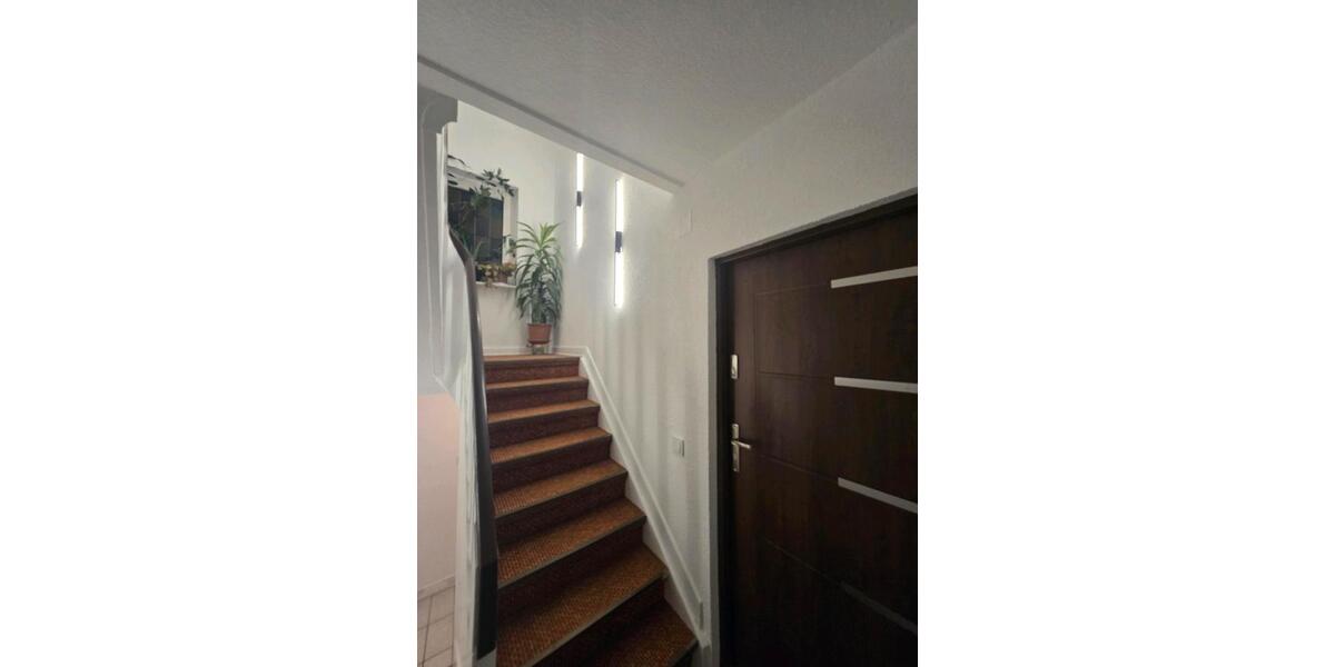 Etagenwohnung Werdohl - 2 Zimmer, 65 m&sup2;, 600&euro; | Angebot:25221252