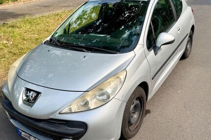 Peugeot 207 135.000 km 2.999 &euro; Engelskirchen 51766