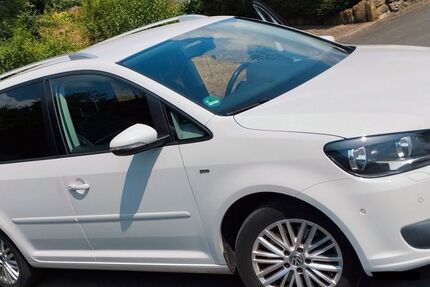 VW Touran 227.897 km 6.150 &euro; Balve 58802