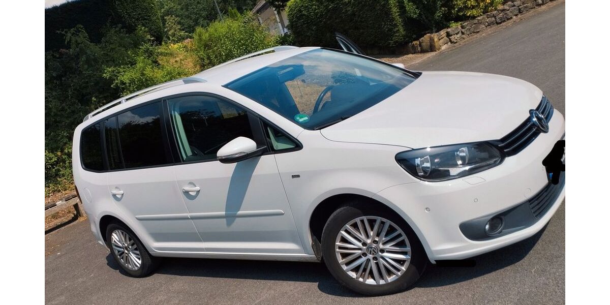 VW Touran 227.897 km 6.200 &euro; Balve 58802