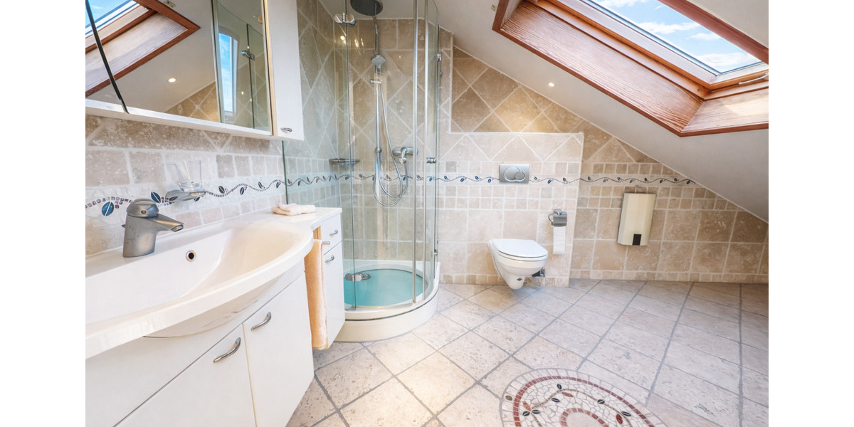 Doppelhaushälfte Engelskirchen - 7 Zimmer, 245 m&sup2;, 669.000&euro; | Angebot:24801698