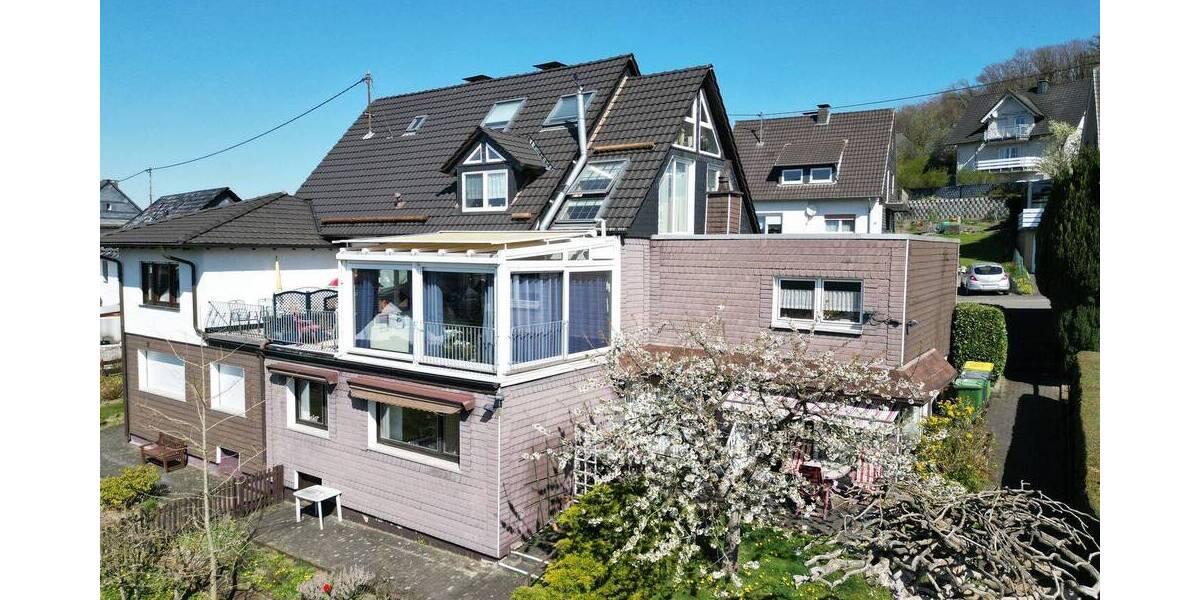 Einfamilienhaus Reichshof Eckenhagen - 7 Zimmer, 194 m&sup2;, 329.000&euro; | Angebot:25666272