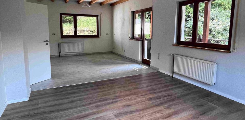 Einfamilienhaus Gummersbach Berstig Süd - 10 Zimmer, 247 m&sup2;, 499.000&euro; | Angebot:26222130