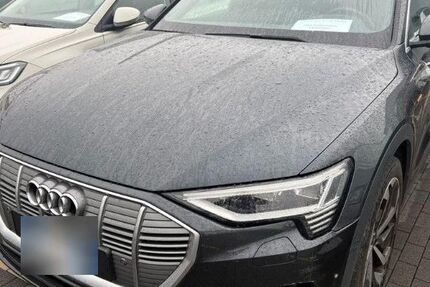 Audi e-tron 67.148 km 34.100 &euro; Hagen 58091