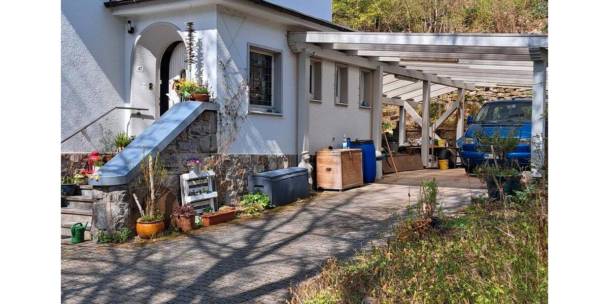 Villa Altena - 9 Zimmer, 200 m&sup2;, 385.000&euro; | Angebot:26194865