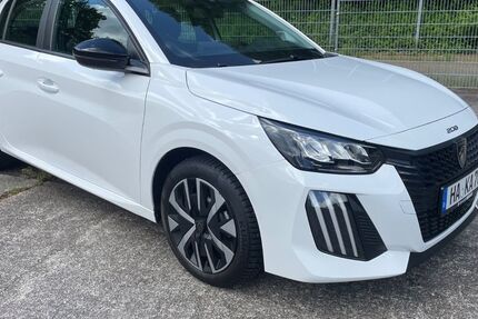 Peugeot 208 14.600 km 14.750 &euro; Hagen 58097
