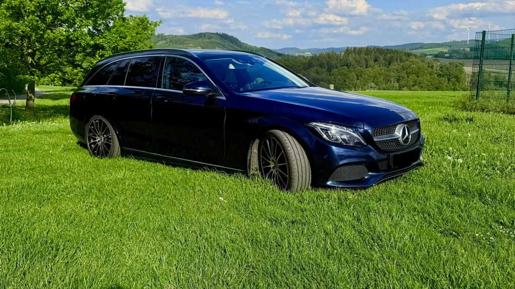 Mercedes-Benz C 250 204.000 km 16.400 &euro; Balve 58802