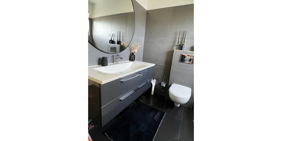 Hochparterre Lüdenscheid - 3 Zimmer, 80 m&sup2;, 165.000&euro; | Angebot:25961804