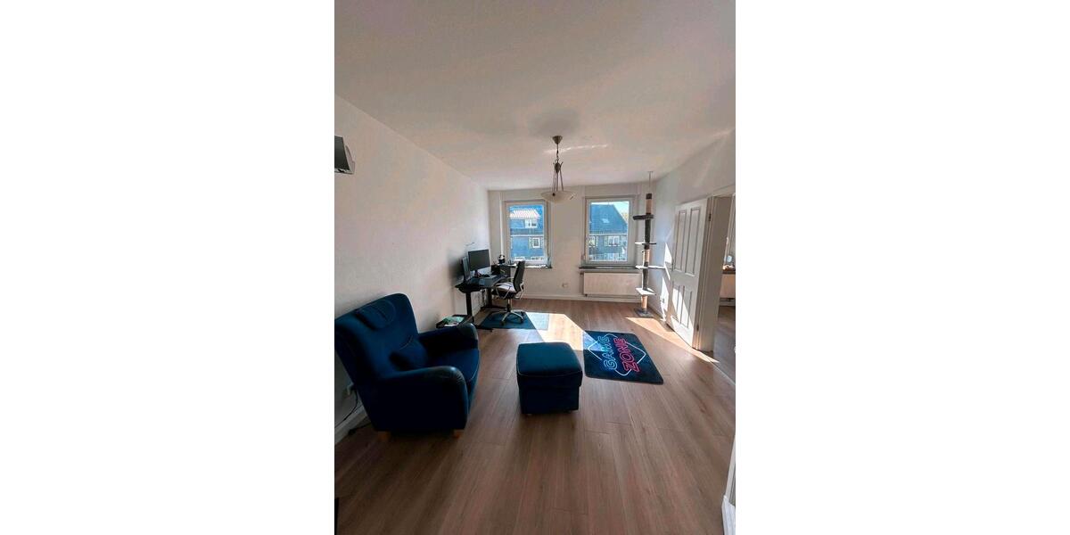 Etagenwohnung Gummersbach Berstig Süd - 4 Zimmer, 140 m&sup2;, 950&euro; | Angebot:25838692