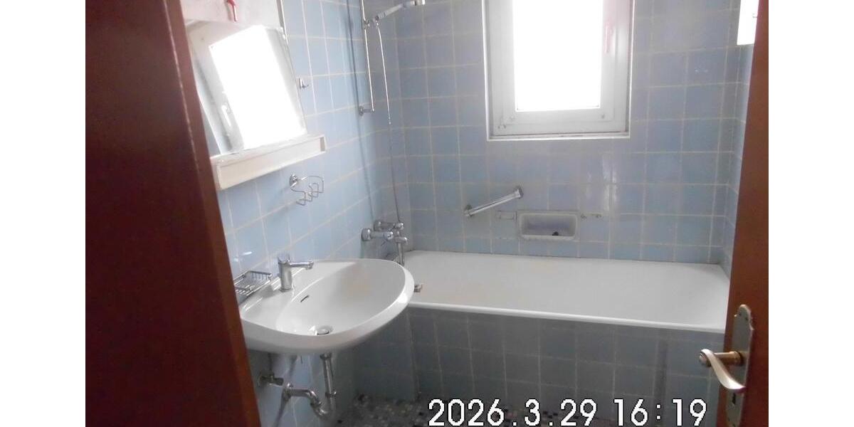 Einfamilienhaus Gummersbach - 6 Zimmer, 158 m&sup2;, 300.000&euro; | Angebot:25934813