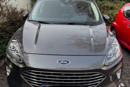 Ford Kuga 95.000 km 19.500 &euro; Attendorn 57439