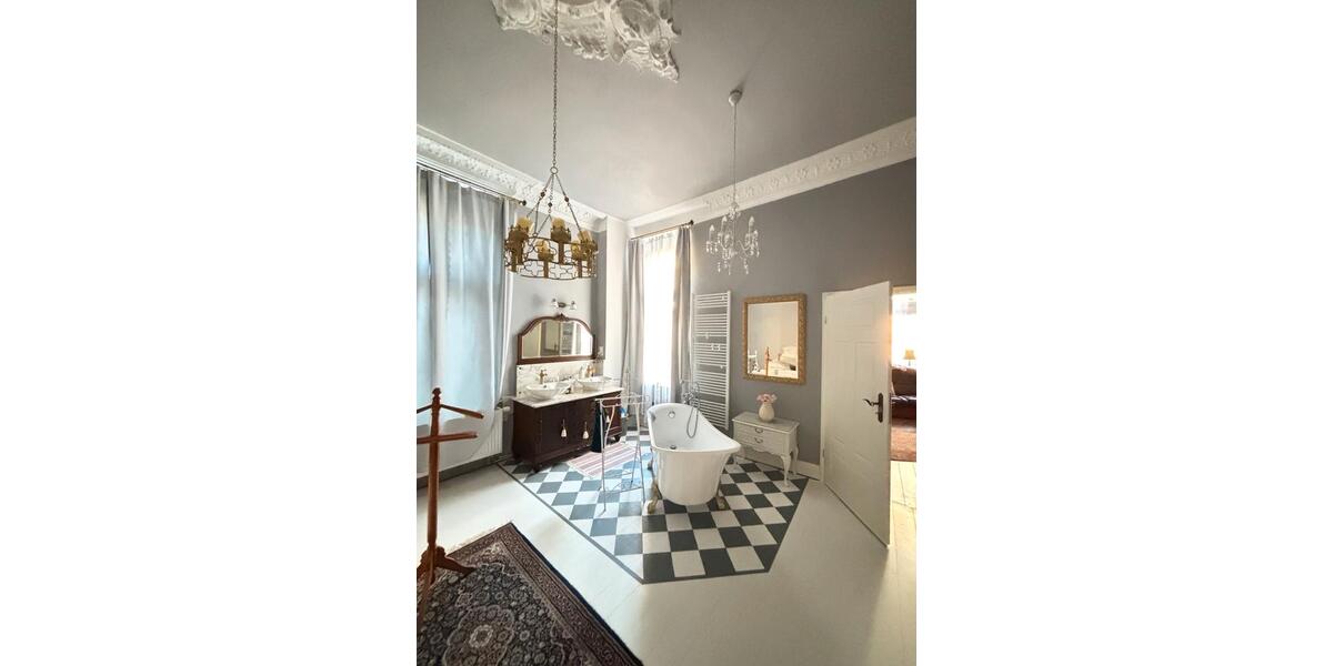 Einfamilienhaus Altena - 10 Zimmer, 272 m&sup2;, 349.000&euro; | Angebot:23673792