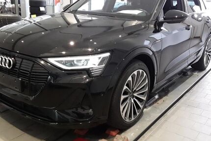 Audi e-tron 72.919 km 35.870 &euro; Hagen 58091