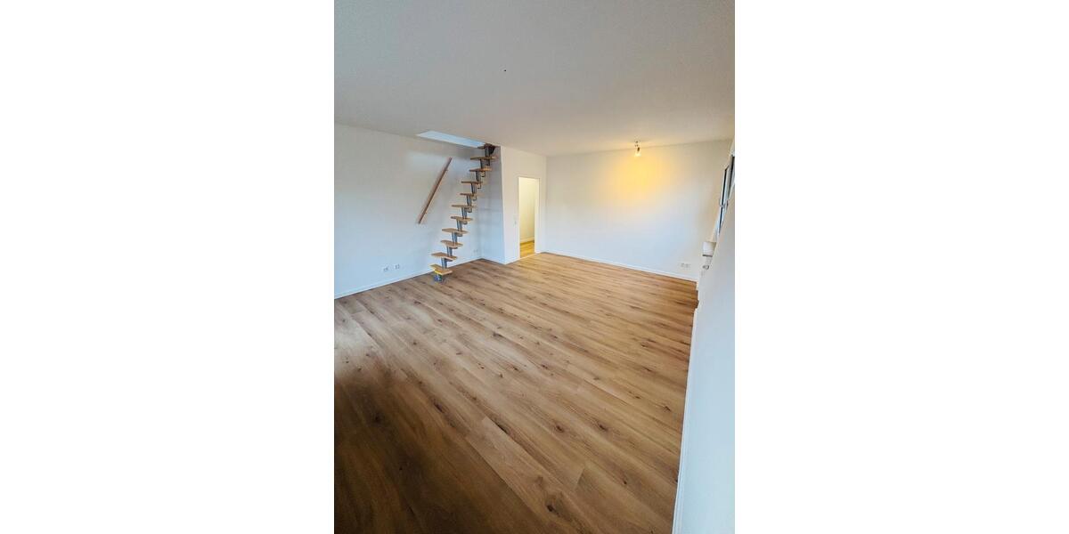 Dachgeschoßwohnung Plettenberg - 2 Zimmer, 67 m&sup2;, 650&euro; | Angebot:25895253