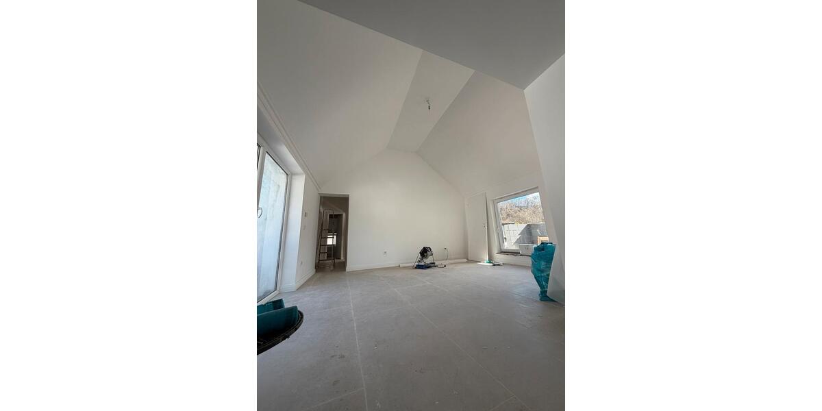 Etagenwohnung Engelskirchen - 4 Zimmer, 60 m&sup2;, 850&euro; | Angebot:25312308