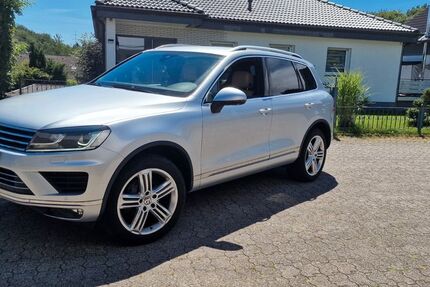 VW Touareg 152.000 km 22.500 &euro; Hückeswagen 42499
