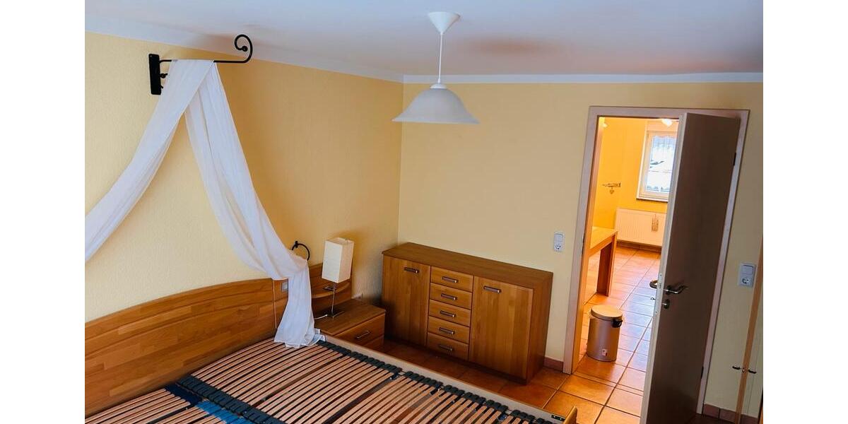 Erdgeschoßwohnung Gummersbach Berstig Süd - 3 Zimmer, 110 m&sup2;, 1.100&euro; | Angebot:25650048