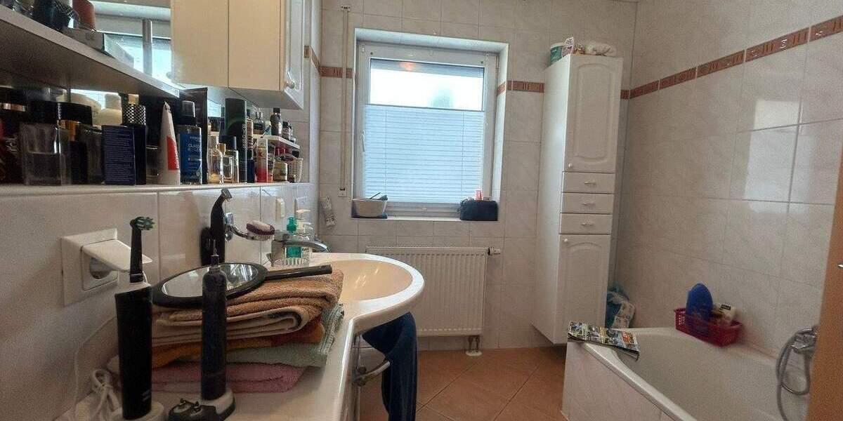 Mehrfamilienhaus, Wohnhaus Lüdenscheid Rathmecke - 435.000&euro; | Angebot:25660848