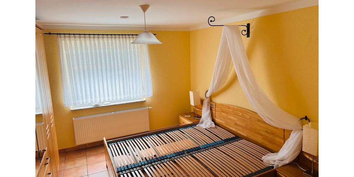 Erdgeschoßwohnung Gummersbach Berstig Süd - 3 Zimmer, 110 m&sup2;, 1.100&euro; | Angebot:25650048