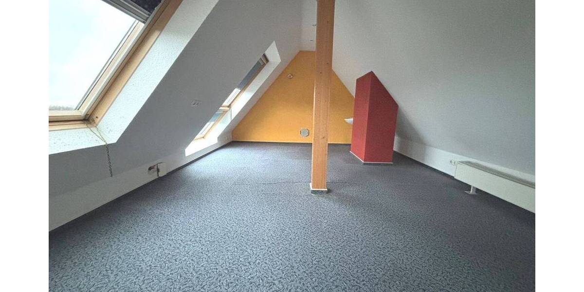 Einfamilienhaus Reichshof Eckenhagen - 7 Zimmer, 194 m&sup2;, 329.000&euro; | Angebot:25666272