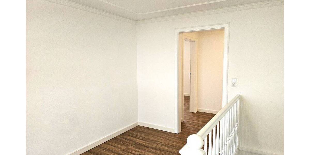 Einfamilienhaus Wipperfürth Ohl - 5 Zimmer, 227 m&sup2;, 1.950&euro; | Angebot:26804400