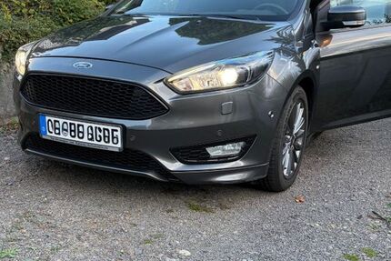Ford Focus 145.000 km 6.999 &euro; Olpe 57462