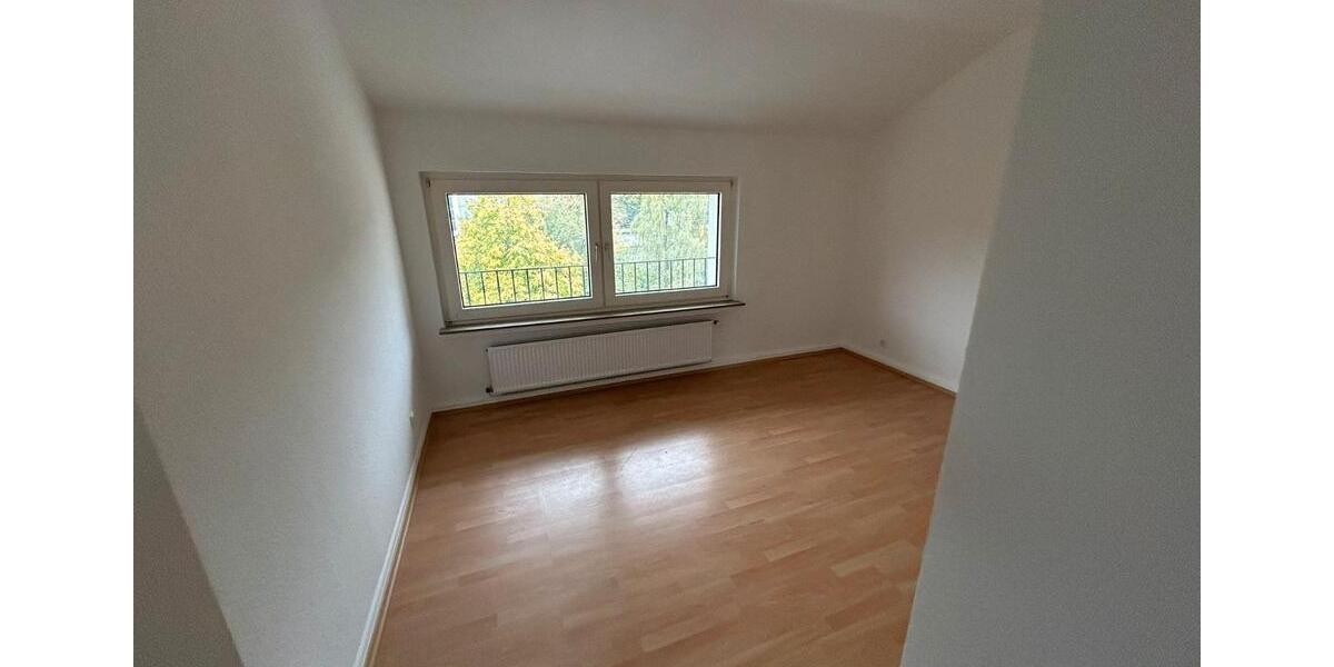 Dachgeschoßwohnung Menden (Sauerland) - 3 Zimmer, 59 m&sup2;, 480&euro; | Angebot:26350487