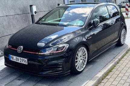 VW Golf 91.000 km 22.400 &euro; Kierspe 58566