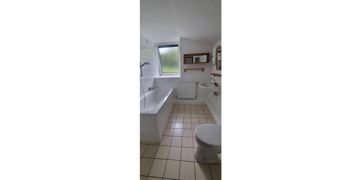 Etagenwohnung Iserlohn Sümmern - 2 Zimmer, 65 m&sup2;, 410&euro; | Angebot:25569614