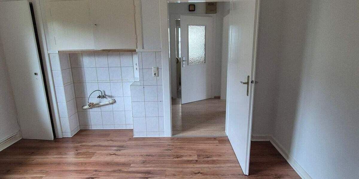 Etagenwohnung Lüdenscheid Tinsberg - 2 Zimmer, 350&euro; | Angebot:25729676