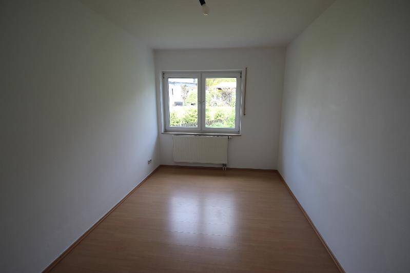 Etagenwohnung Gummersbach Berghausen - 6 Zimmer, 130 m&sup2;, 269.000&euro; | Angebot:25690106