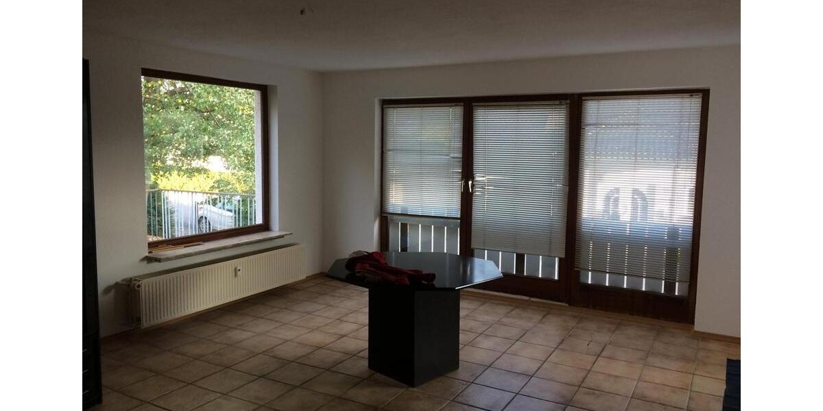 Hochparterre Finnentrop - 1 Zimmer, 62 m&sup2;, 495&euro; | Angebot:26178521