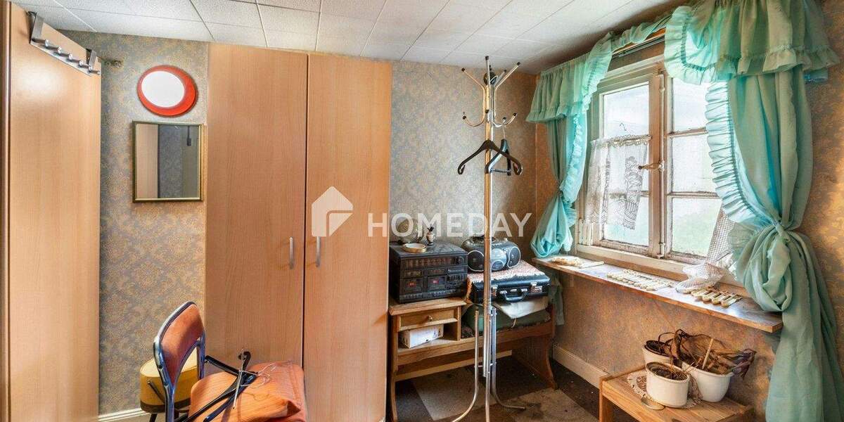 Reihenmittelhaus Gummersbach Hesselbach - 5 Zimmer, 100 m&sup2;, 79.000&euro; | Angebot:25697576