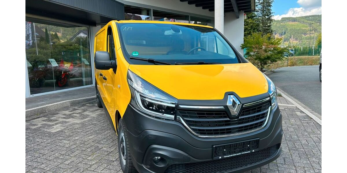 Renault Trafic 24.000 km 13.900 &euro; Finnentrop 57413