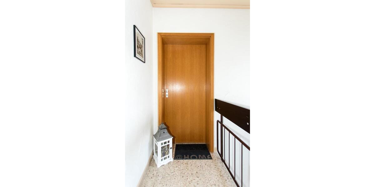 Dachgeschoßwohnung Lüdenscheid - 2 Zimmer, 30 m&sup2;, 221&euro; | Angebot:26479403