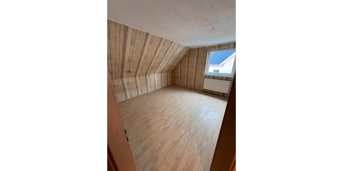 Einfamilienhaus Balve - 4 Zimmer, 120 m&sup2;, 320.000&euro; | Angebot:26537687
