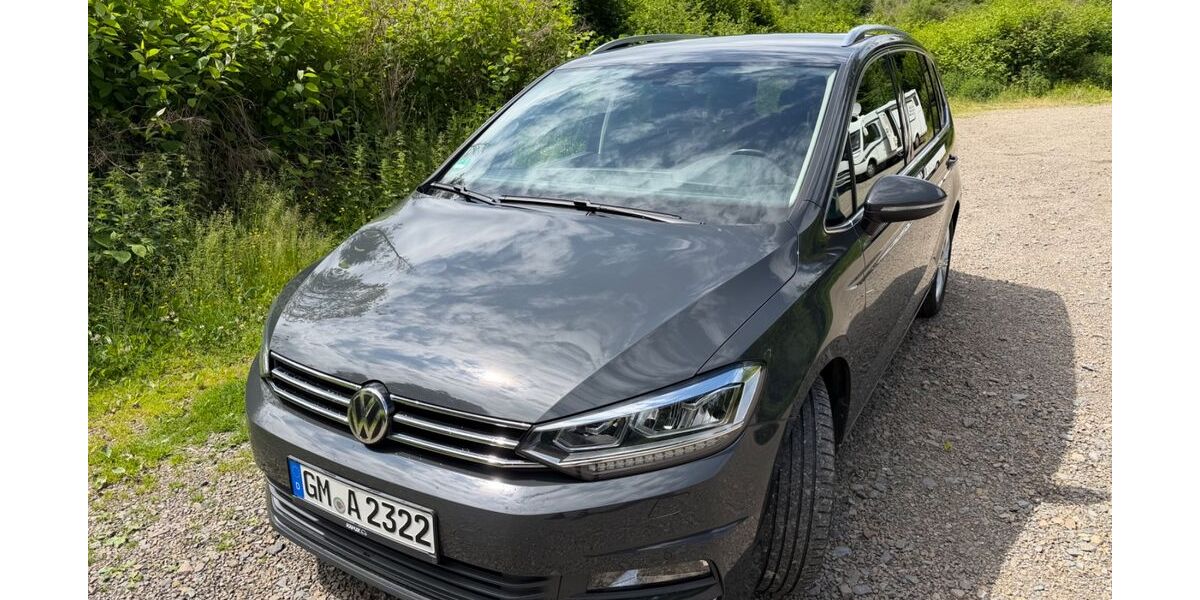 VW Touran 156.400 km 19.900 &euro; Gummersbach 51647